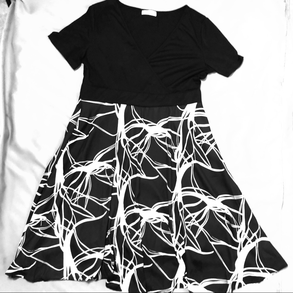 Dress size 2XL  SMYS